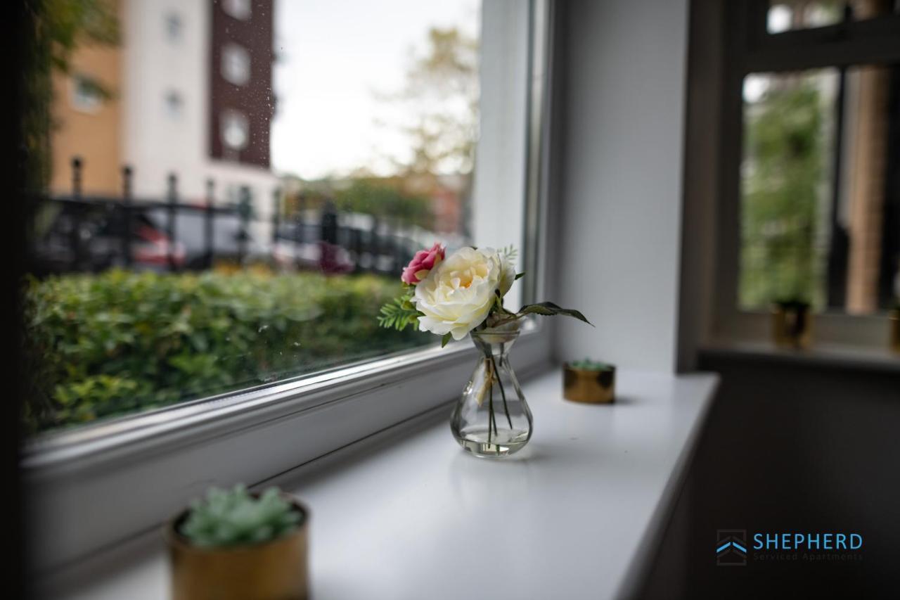 Apartment Contractors Digs By Shepherd Serviced Reading